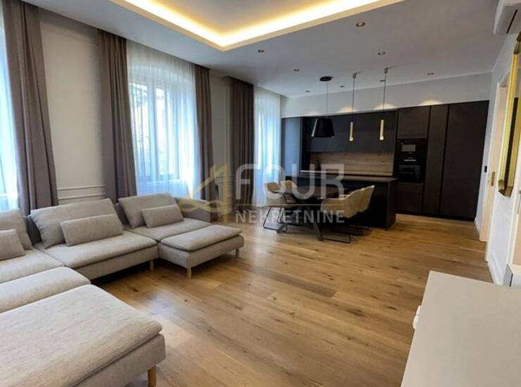 Istra, Pula, Centar, 2s+db, 90m2
