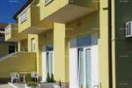Umag, okolica.
Prodajemo samostojeću, apartmansku kuću sa 6 studio apartm...