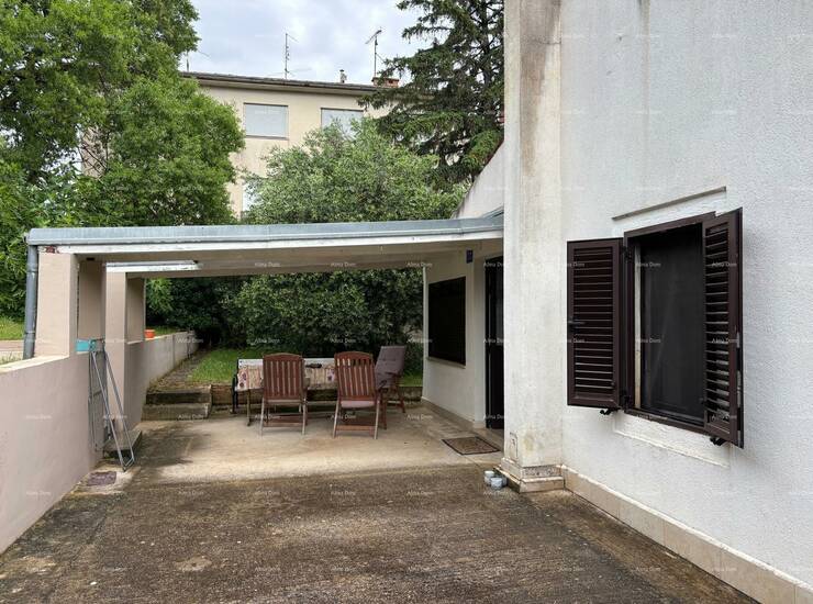 Prodaje se izvrsna privatna kuća u Puli.

Kuća se sastoji od dva odvojena... — fotografija 5