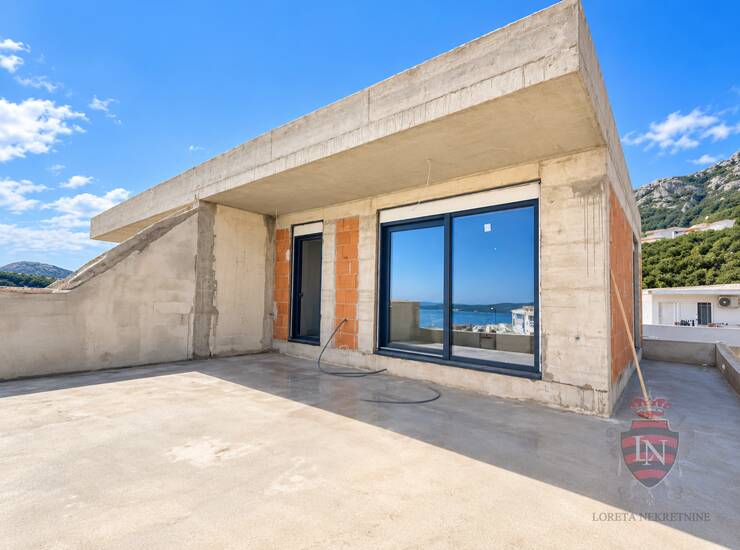 KAŠTEL SUĆURAC – DVOETAŽNI PENTHOUSE S PROSTRANOM TERASOM | NOVOGRADNJA — fotografija 5