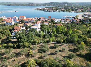Zemljiste Bilice, Šibenik 645m² - 109.650 € | SveHrNekretnine