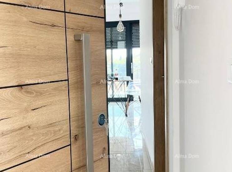 Ova moderna kuća u Medulinu savršena je prilika za one koji traže udobno... — fotografija 9