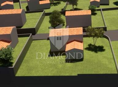 Zemljiste, Buje 4.977m² - 700.000 € | SveHrNekretnine