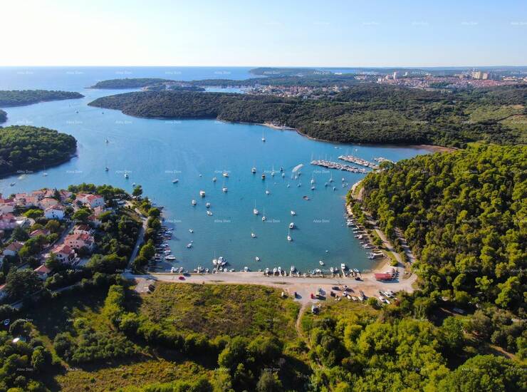 U mirnom i atraktivnom turističkom mjestu Banjole prodaje se potpuno uređ... — fotografija 7