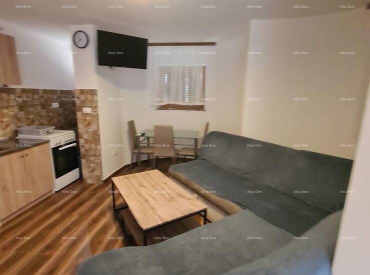 Prodaje se kuća u Fažani koja se sastoji od dva stana, idealna za stanova... — fotografija 3