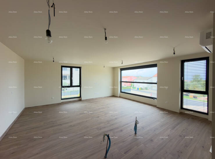 Prodajemo vrhunski stan u novoj modernoj zgradi sa bazenom. 

Stan se nalaz... — fotografija 4