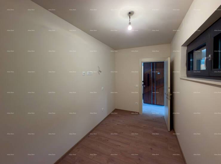 Prodajemo luksuzni stan u novoj modernoj zgradi sa bazenom i pogledom na mo... — fotografija 4