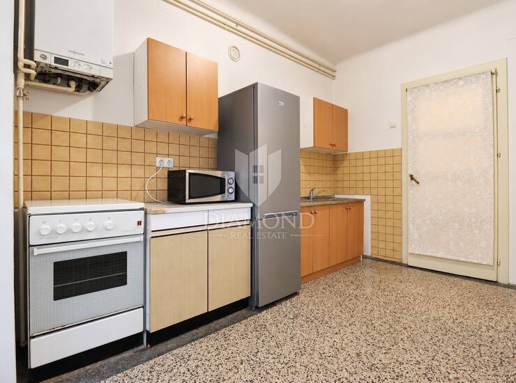 Zagreb, Centar, četverosoban stan 75m2, najam — fotografija 6