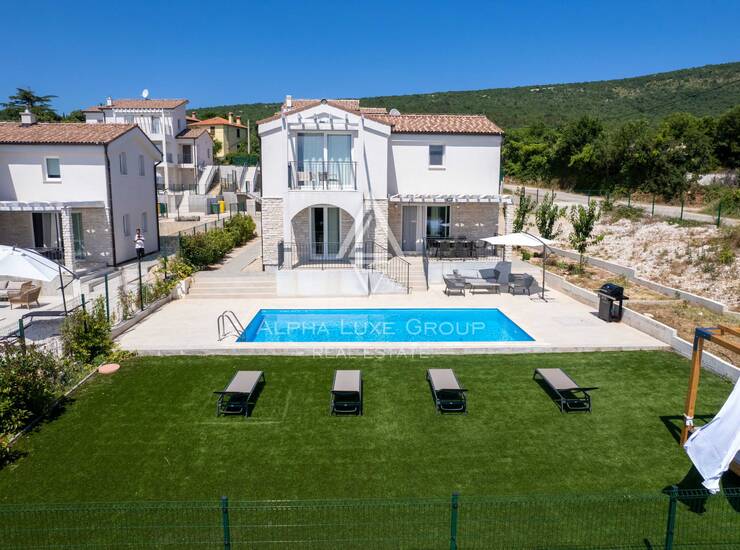 Istra, Diminići – vila s prekrasnim bazenom i pogledom na more — fotografija 2