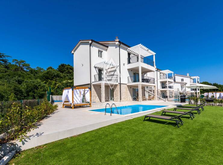Istra, Diminići – vila s prekrasnim bazenom i panoramskim pogledom na more — fotografija 4