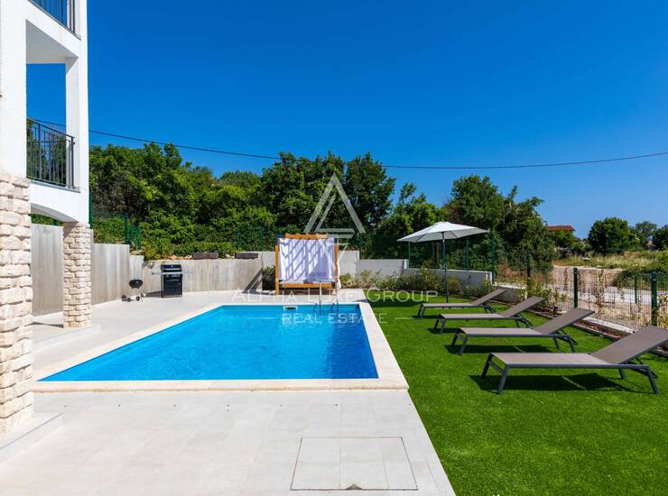 Istra, Diminići – vila s bazenom i panoramskim pogledom na more — fotografija 5