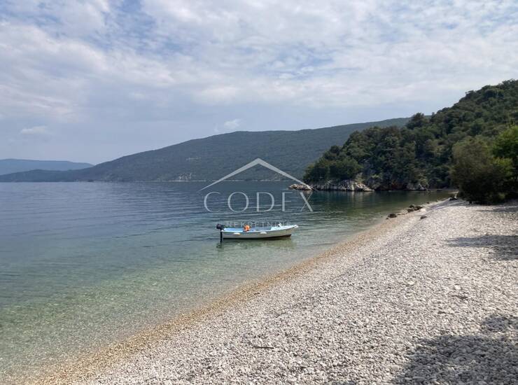 Valun - prodaja malog stana za veliki godišnji odmor! — fotografija 2