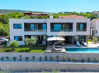 Stan Rožići, Kostrena 200m² - 1.500.000 € | SveHrNekretnine