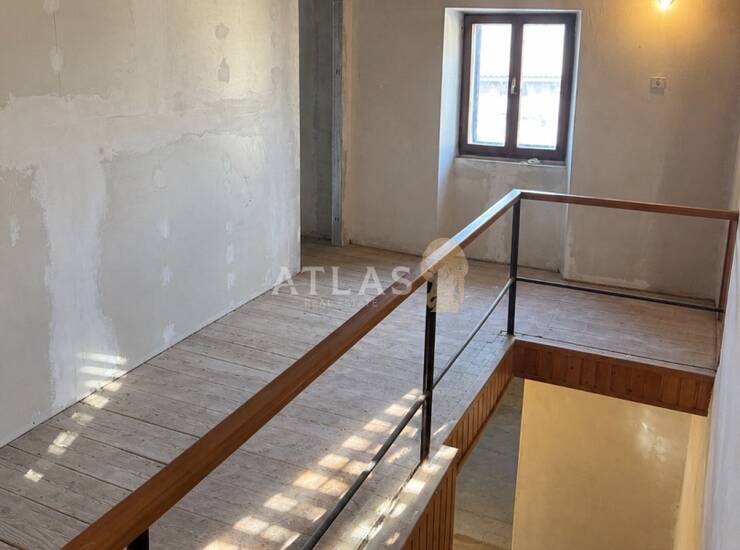 DRAGUĆ | KUĆA ZA RENOVACIJU — fotografija 3