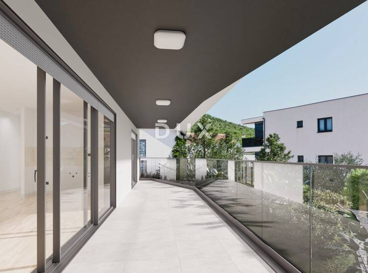 Rogoznica, Stupin, trosobni stan, 2. kat, 100,34 m²