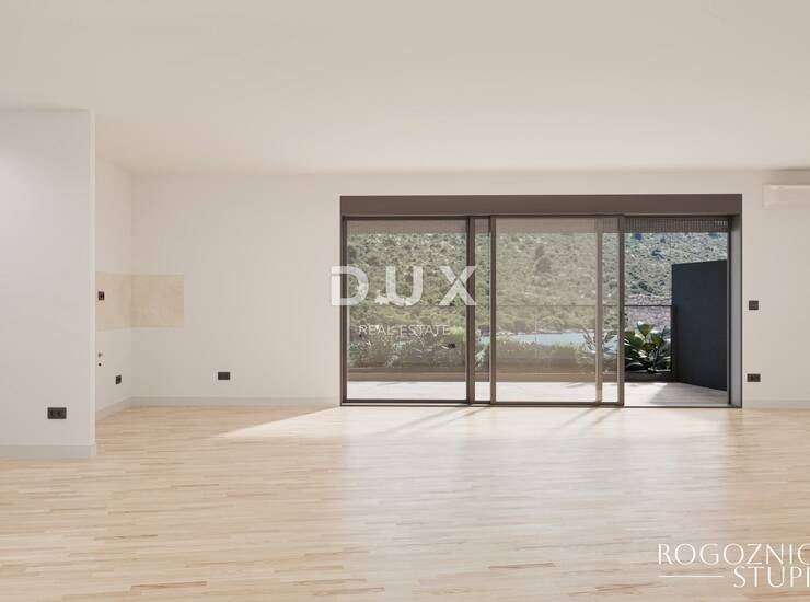 Rogoznica, Stupin, trosobni stan, 1. kat, 103,96 m² — fotografija 2
