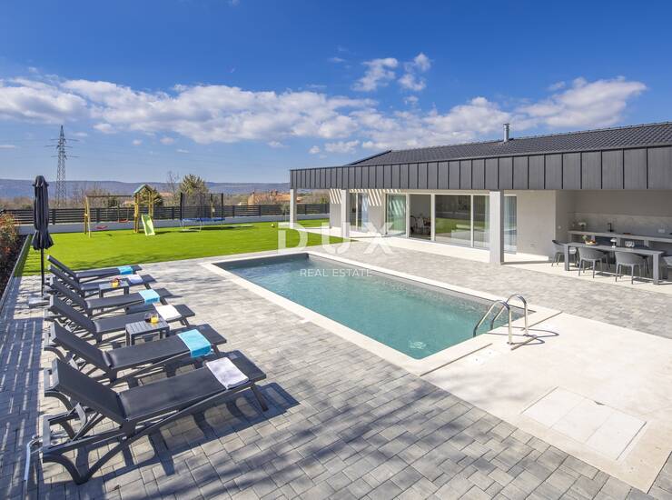 Istra, Labin, samostojeća vila, bazen, 176 m² — fotografija 5