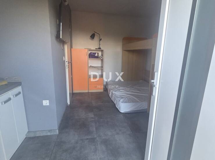 Jušići, stan, 70m2, 4 garsonjere, pogodno za radnike — fotografija 6