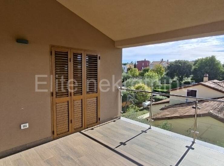 BANJOLE, Stan, 150 m2, 2 kat, velika terasa s pogledom na more, 3 sobe, ost — fotografija 9