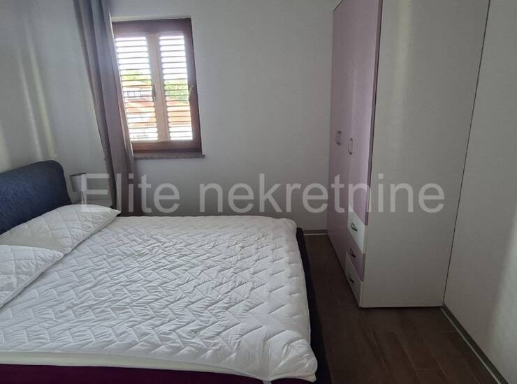 BANJOLE, Stan, 87 m2, 1 kat, 3 sobe, ostava, parking, 300 m od mora — fotografija 9
