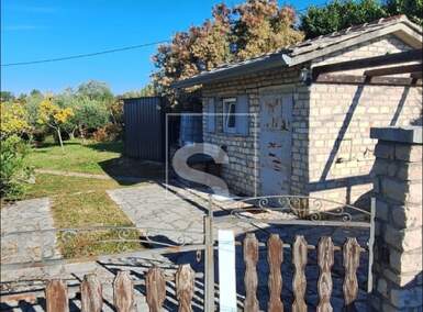 Zemljiste, Oprtalj 1.631m² - 74.000 € | SveHrNekretnine