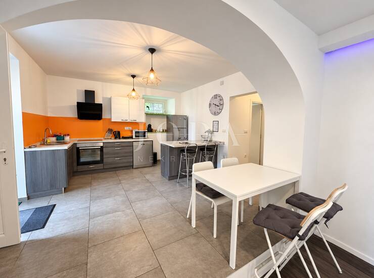 Stan u centru Opatije, 100m2 — fotografija 4