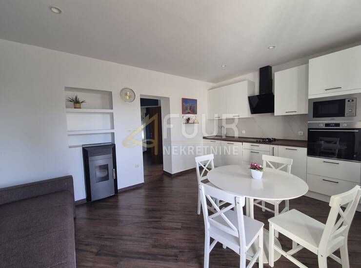 Najam, Rijeka, Kozala, 2s+db, balkon, 30m2 okućnica — fotografija 2