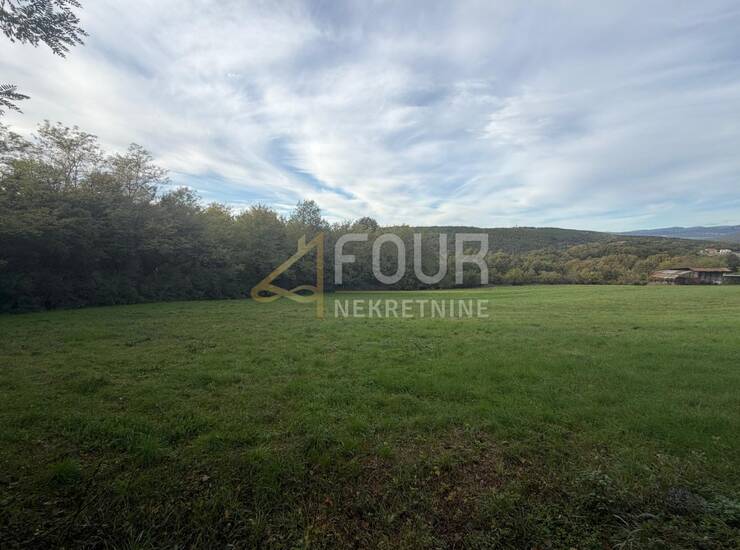 Istra, Oprtalj, Čepić, zemljište, 13.112 m2 — fotografija 2