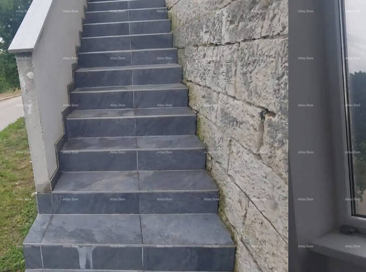 Na prodaju je stan površine 66 m², smješten u  pulskom naselju Stoja. 
S... — fotografija 8