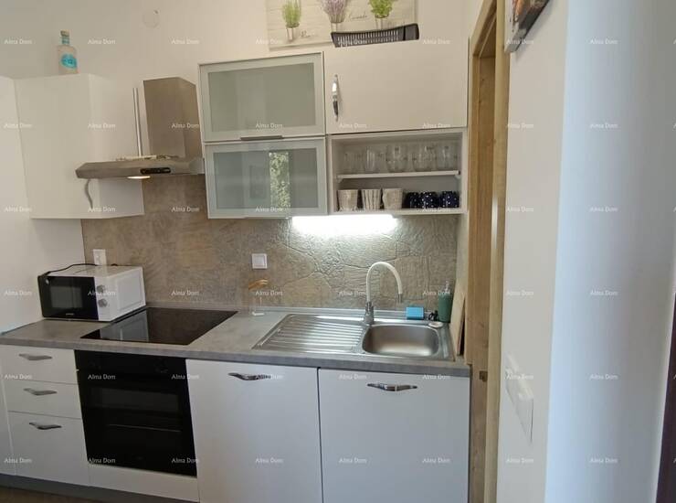 U ponudi imamo novi, potpuno opremljen i stilski namješten apartman smješ... — fotografija 10