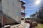 Kuća s 10 apartmana PRODAJA Sveti Filip i Jakov, okućnica 1.569 m², garaža — fotografija 3
