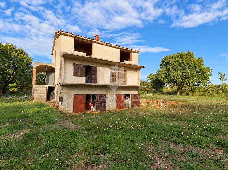 Šišan, Kuća s 4.824 m² zemljišta — fotografija 6