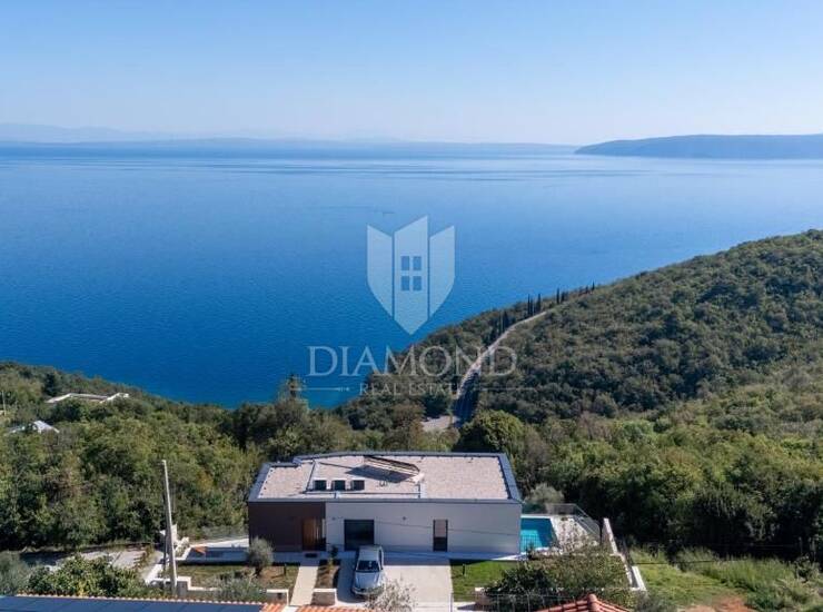 OPATIJA OKOLICA - MODERNA VILA S BAZENOM I PREKRASNIM POGLEDOM — fotografija 2