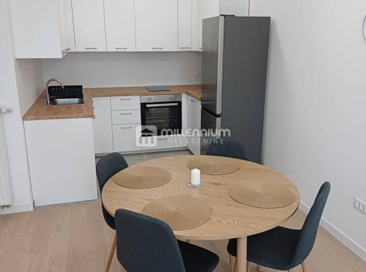 Najam, Rijeka, Kantrida, 55m2, 1s+db, balkon, parking — fotografija 2