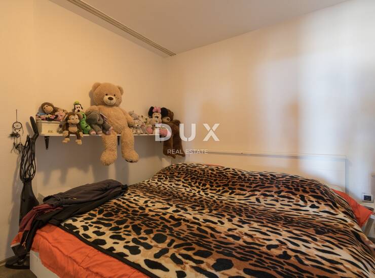 Šibenik, Baldekin, trosobni stan, 51,60 m² — fotografija 3