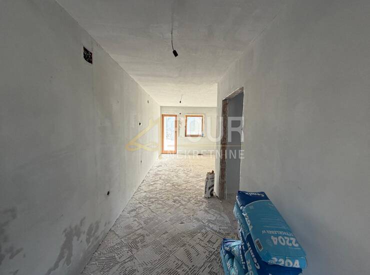 Istra, Pula, Monteserpo - Komunal, 1skl, terasa - roh bau — fotografija 2