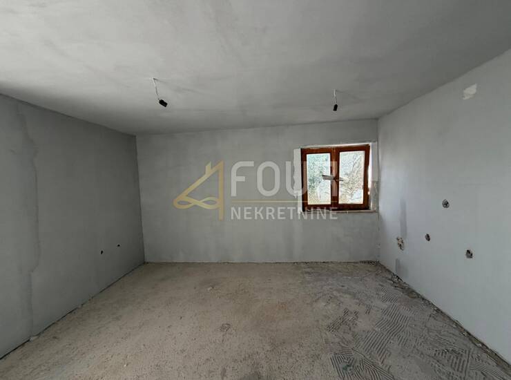 Istra, Pula, Monteserpo - Komunal, 1skl, terasa - roh bau — fotografija 4