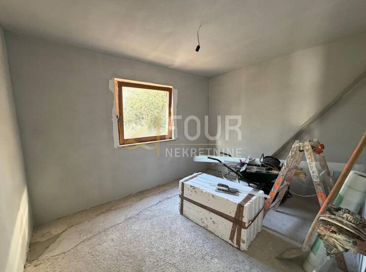 Istra, Pula, Monteserpo - Komunal, 1skl, terasa - roh bau — fotografija 5