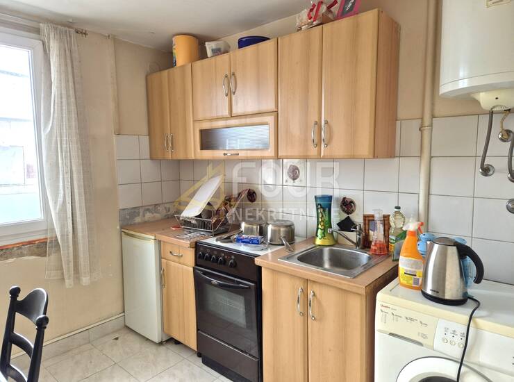 Rijeka, Krnjevo, 27.76m2, 1skl, pogled na more — fotografija 2