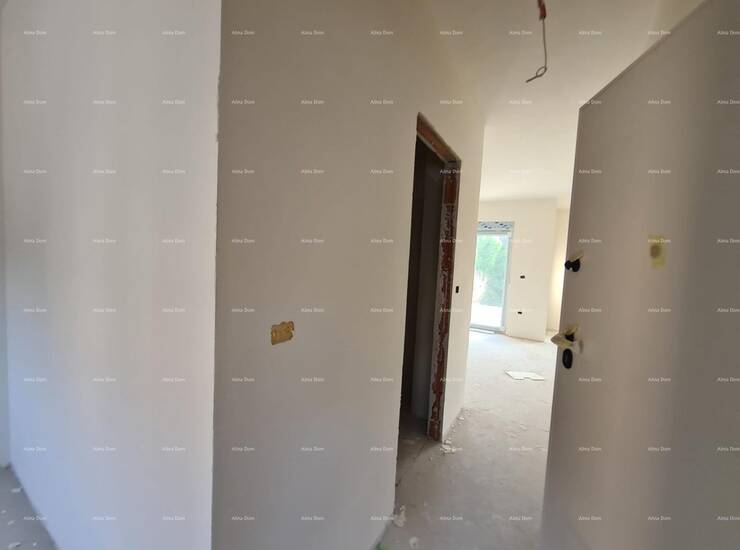 Prodaje se stan u Puli, površine cca 52 m², smješten u prizemlju  stambe... — fotografija 3