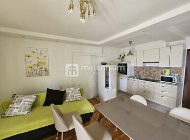 Kuca, Lovran, prodaja, 1650000 €, 690 m2