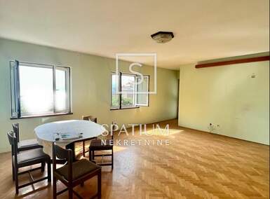 Kuca, Rijeka, Kozala, prodaja, 485000 €, 252 m2