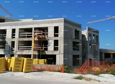 Poslovni prostor, Poreč, prodaja, 341780 €, 74 m2