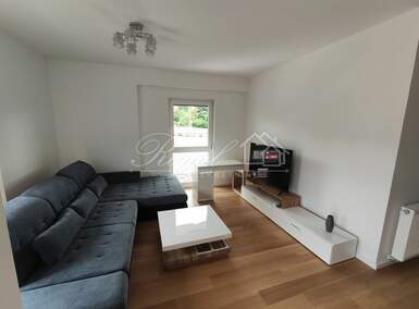 Trosoban stan, Rijeka, Kantrida, najam, 1100 €, 78 m2