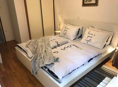 Trosoban stan, Rijeka, Zamet, najam, 1200 €, 86 m2