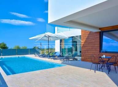 Kuca, Poreč, prodaja, 1250000 €, 390 m2