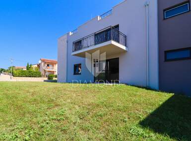 Cetvorosoban stan, Poreč, prodaja, 350000 €, 93 m2