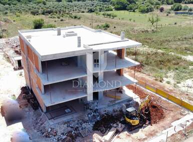 Trosoban stan, Umag, prodaja, 365000 €, 79 m2
