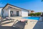 Kuca, Pula, Šikići, prodaja, 570000 €, 145 m2