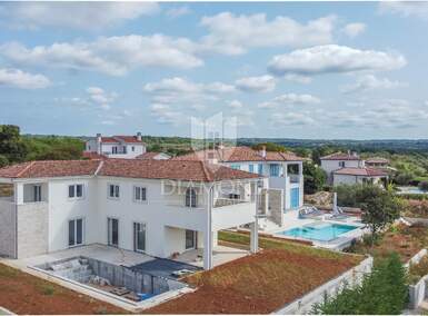 Kuca, Poreč, prodaja, 1150000 €, 270 m2